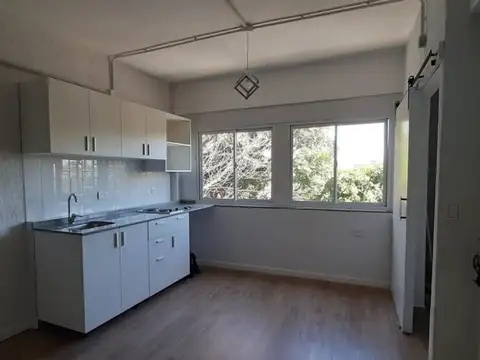 Departamento en Venta en Parque Chacabuco, USD 44.000