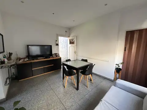 Depto Tipo Casa en Venta de 4 ambientes