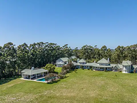 Chacra en venta de 5 ha. en La Barra con casa de 1000 m2