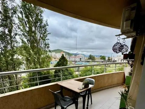 Departamento en Venta con 2 cocheras
