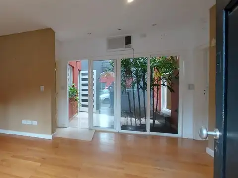 Depto Tipo Casa en Venta de 3 ambientes