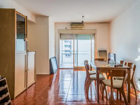 Venta Departamento 4 ambientes con Balcon contrafrente en Villa Urquiza