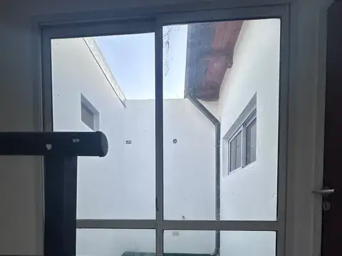 Departamento Dúplex de 2 Dormitorios en Alquiler