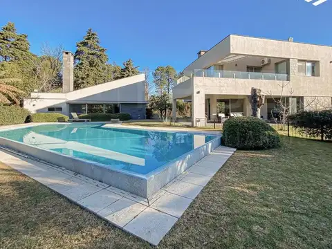 Casa en Venta en Countries y Barrios Cerrados en Esteban Echeverria, Partido de Esteban Echeverría