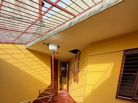 Depto Tipo Casa en Venta en San Fernando, USD 140.000