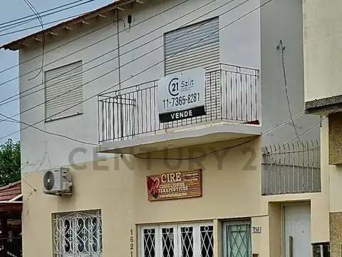 Venta PH 3 Ambientes 2 Dormitorios Berazategui Centro Sin Expensas