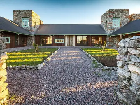 Chacra en Venta - Barrio Cerrado La Macarena - Exaltación de la Cruz