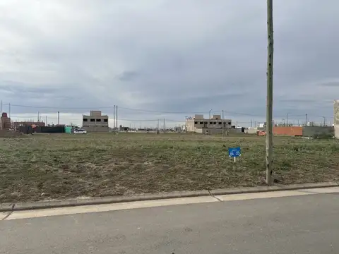 Terreno en Venta 10  mts Fondo