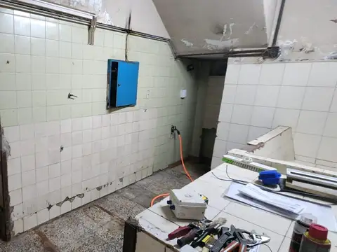 Local Comercial 300 m² en Esquina - San Justo