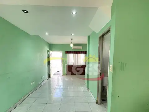 Departamento en Venta en Villa Luzuriaga, USD 70.000