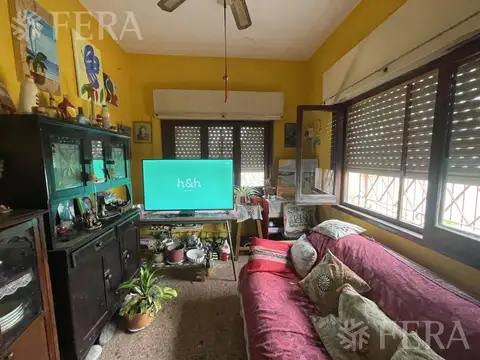 Casa 4 ambientes con 1 baño