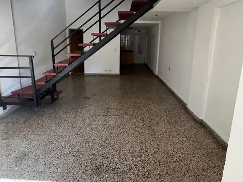 PH AL FRENTE 3 AMBIENTES