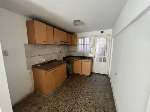 Depto Tipo Casa en Alquiler de 2 dormitorios