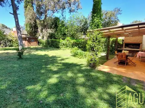 Casa en Alquiler Temporal con 1 cochera