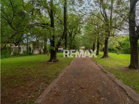 Venta casa con gran terreno y pileta desvio arijon