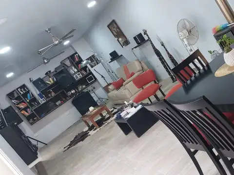 CASA EN VENTA - BARRIO HUAICO HONDO.