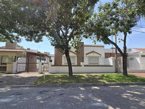 Casa en Alquiler de 2 dormitorios