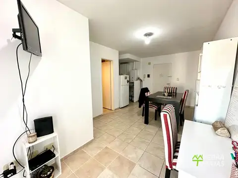 Departamento en Alquiler en Echesortu, $ 400.000