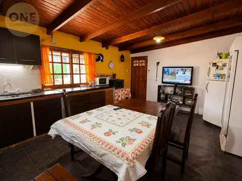 Casa 4 ambientes con 1 baño