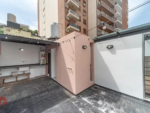 PH en Venta. 3 ambientes, con patio y terraza en Caballito Sur