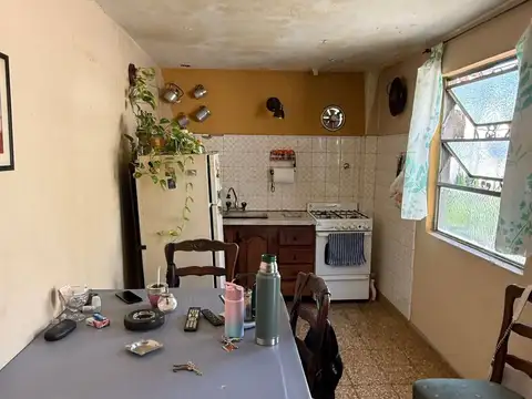 VENTA PH 3 AMBIENTES C/PATIO CASEROS-APTO CREDITO