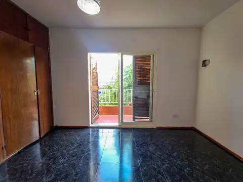 Depto Tipo Casa en Alquiler 51 años