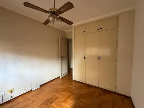 Emilio Mitre 900