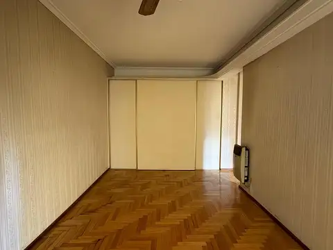 Emilio Mitre 900