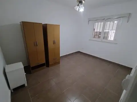 Depto Tipo Casa en Alquiler de 2 dormitorios