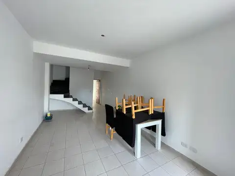 Arenales 583 , Piso PB