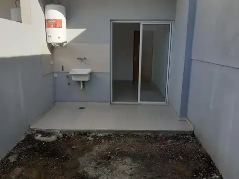 Depto Tipo Casa en Alquiler A Estrenar