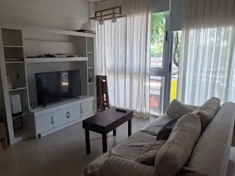 ALQUILER 2 AMB FRENTE PALERMO AMOBLADO C/PILETA