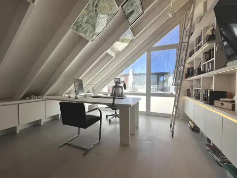 Depto Tipo Casa en Venta de 5 ambientes