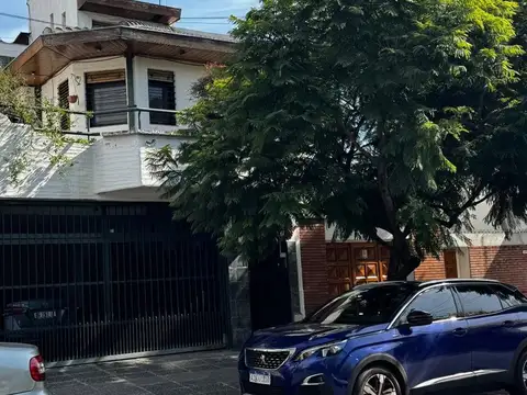 Depto Tipo Casa 4 ambientes con 3 baños