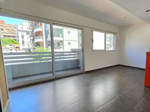 Departamento 2 ambientes balcón Parrilla lavadero