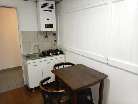 DPTO AMOBLADO - LEGUIZAMOAL 700 -  2 Dorm 