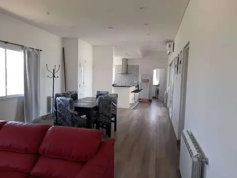 Casa 4 ambientes con 3 baños
