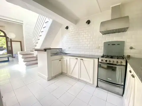 Casa en Alquiler de 3 dormitorios