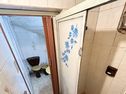 Dean Funes 1900, Piso PB