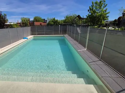 Casa 5 ambientes con 3 baños