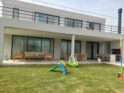 Casa en Alquiler Temporal de 3 dormitorios