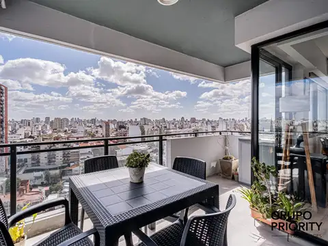 Departamento 3 ambientes con cochera en Boreas Boedo! Piso alto!