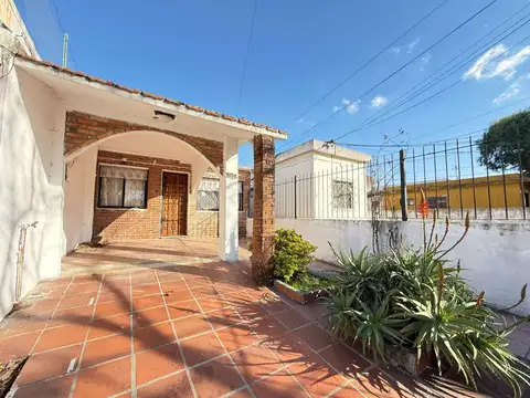 VENTA CASA 3 DORMITORIOS EN MALVIN NORTE