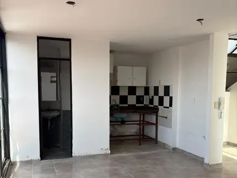 Oficina en Alquiler 27 años