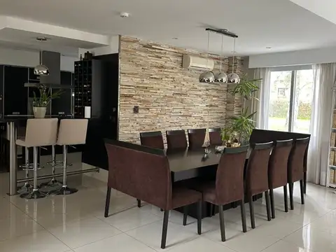 Casa en Alquiler Temporal en Campo Chico, USD 4.000