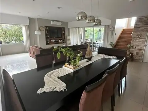 Casa en Alquiler Temporal de 4 dormitorios