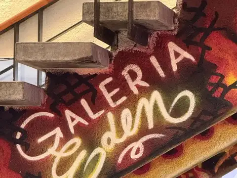Venta Local comercial en galeria