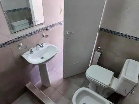 Departamento en Alquiler en Quilmes, $ 450.000