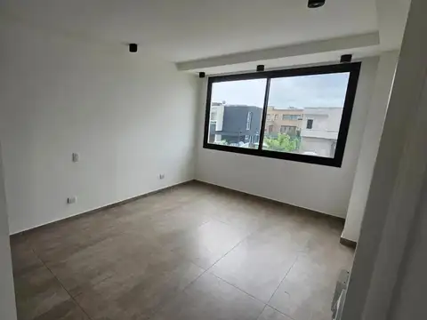 Casa en Alquiler al Norte