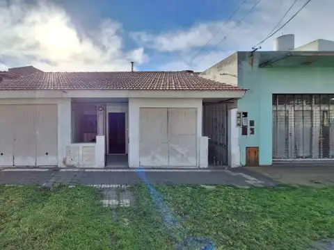 Jacinto Rosso 452 , Piso 0